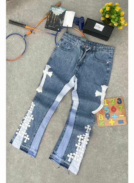 Jeans patchwork fleuri