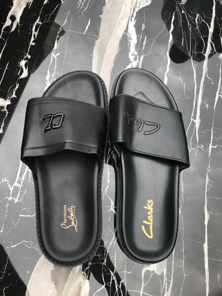 Sandales noires de marque