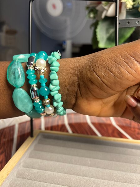 Bracelets en pierres turquoise