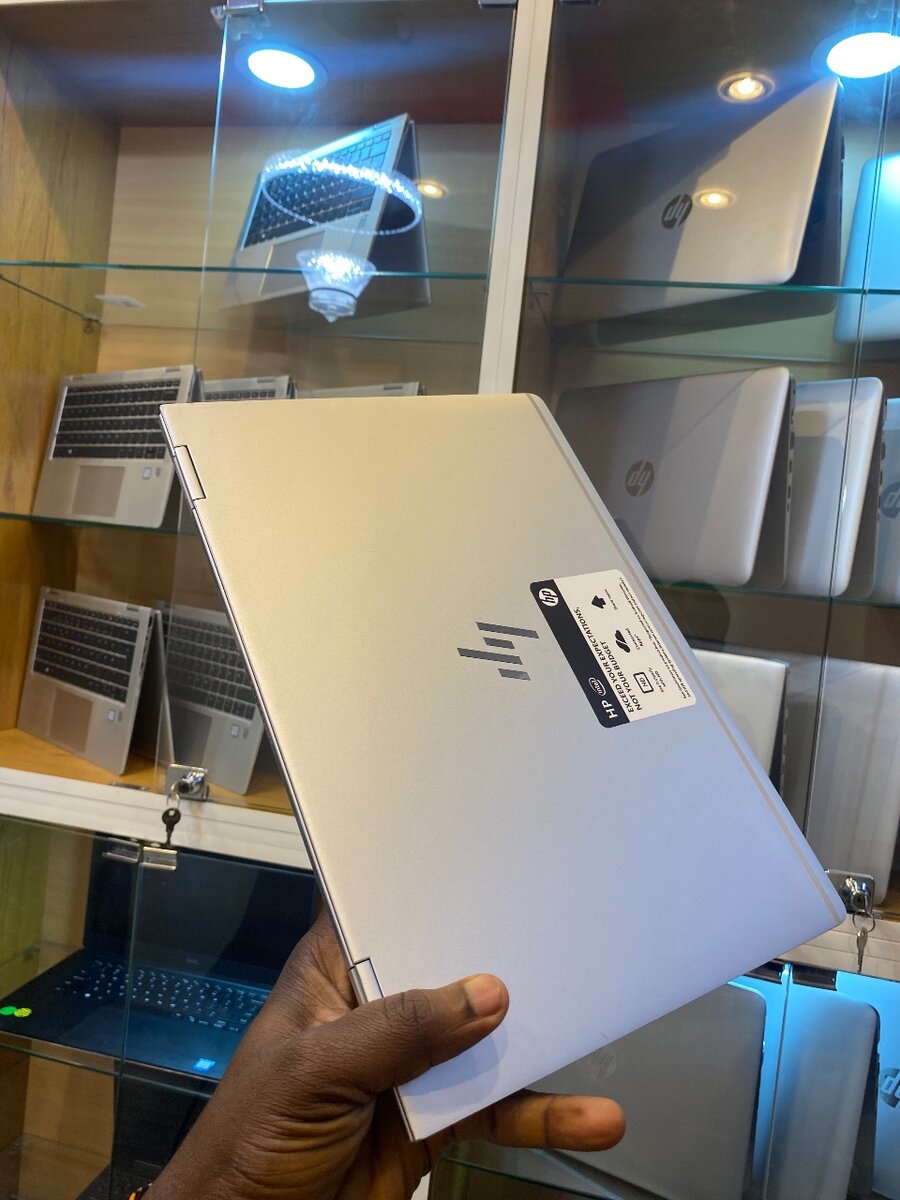 Elitebook 1030 G2 corei5 x360