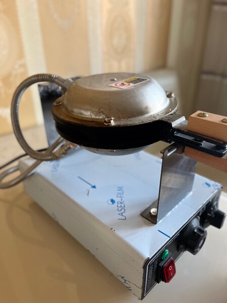 Вафельница