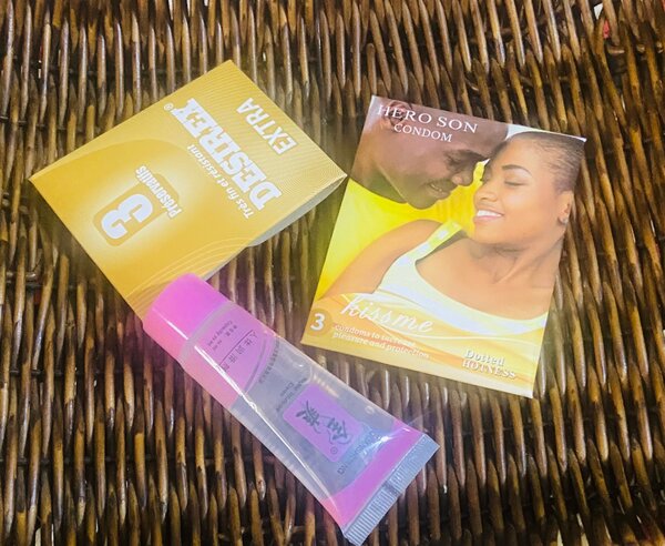 6 Préservatifs+ 1 lubrifiant