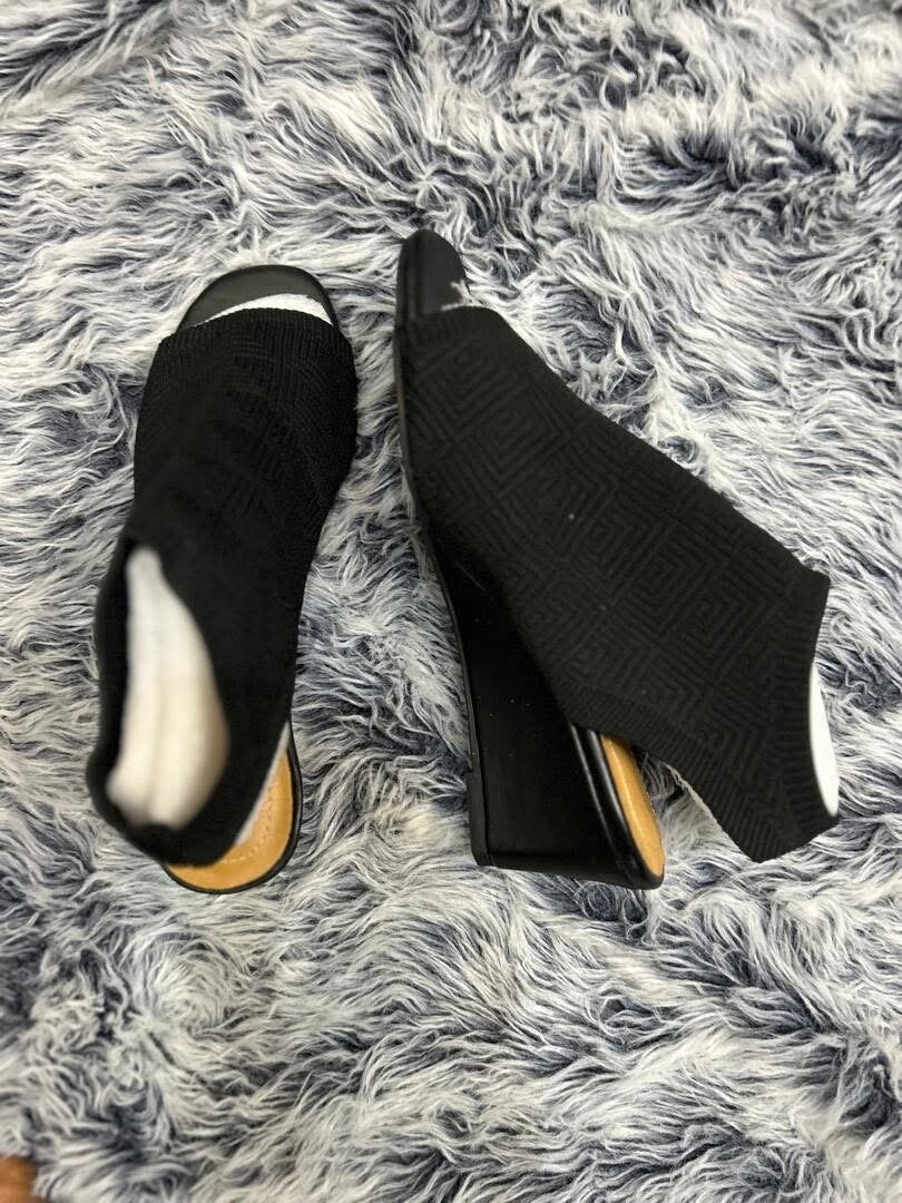 Sandales à talons en maille noire