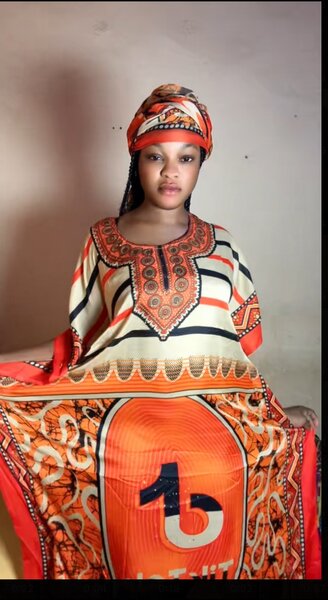 Tunique colorée en pagne africain