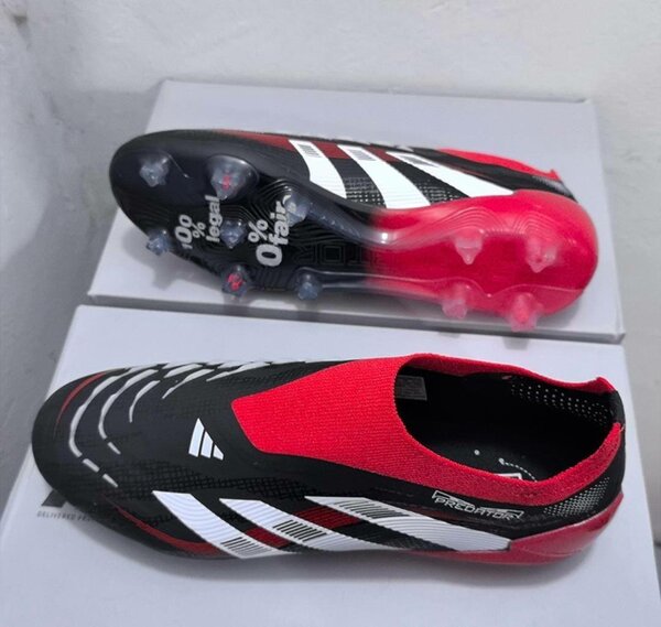 Chaussures de football Predator