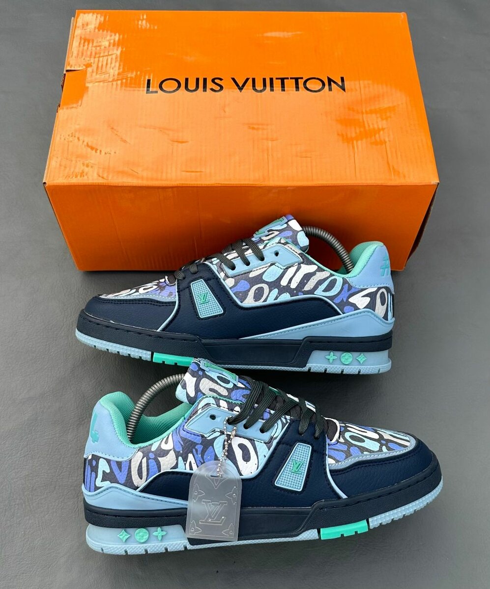 CHAUSSURE LOUIS VUITTON BASKET