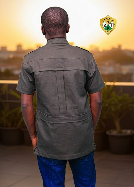 Chemise militaire homme élégante