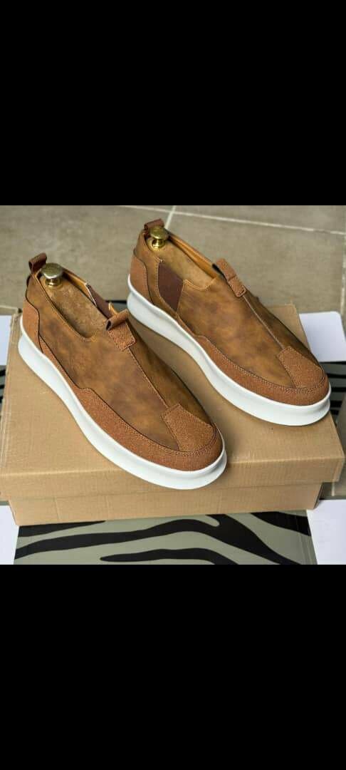 Slip-ons en daim pour hommes