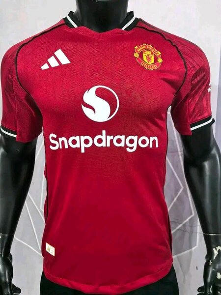 Maillot de foot Manchester United rouge Adidas