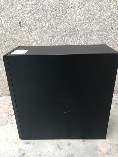 Hp Z220 CMT  Workstation