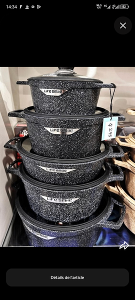 Batterie de cuisine en pierre