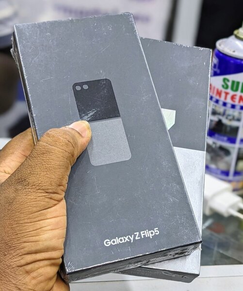 Samsung Galaxy Z Flip5 256go