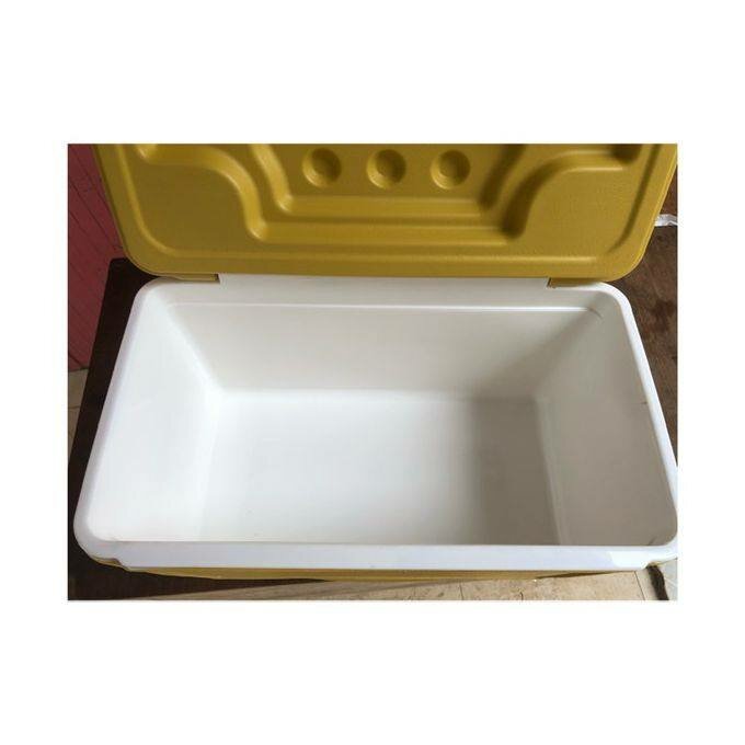 Glacière isotherme jaune avec porte-gobelets