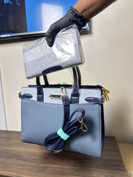 Chrisbella + Portefeuille 