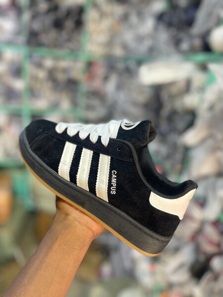 Baskets noires classiques