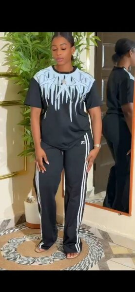 Tenue décontractée femme noire