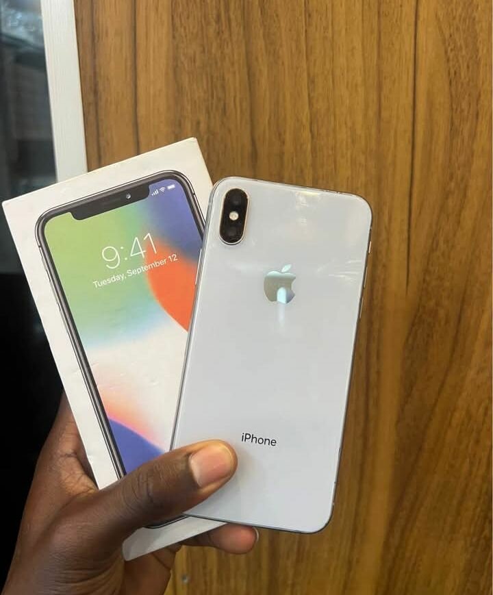 iPhone X 64Go Débloqué