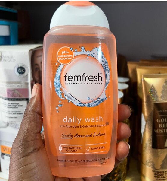 FEM FRESH INTIMATE WASH