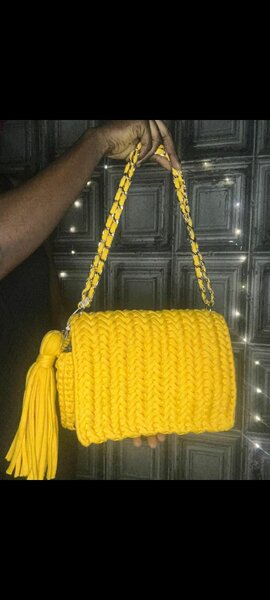 Sac bandoulière crochet jaune