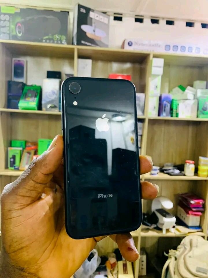 Apple iPhone XR Black 64GB