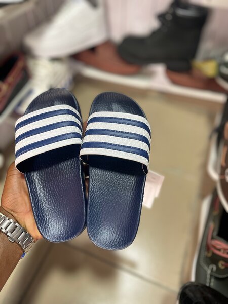 Claquettes confort bleu marine