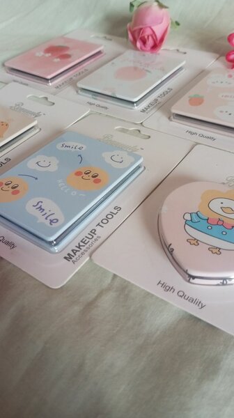 Miroir de poche kawaii