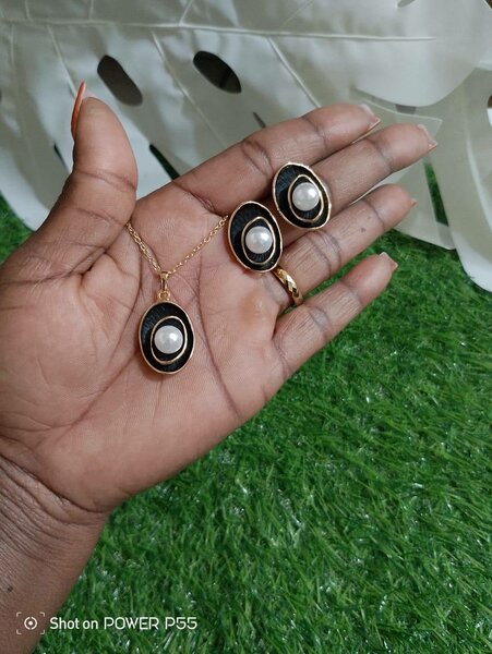 Parure élégante bijoux