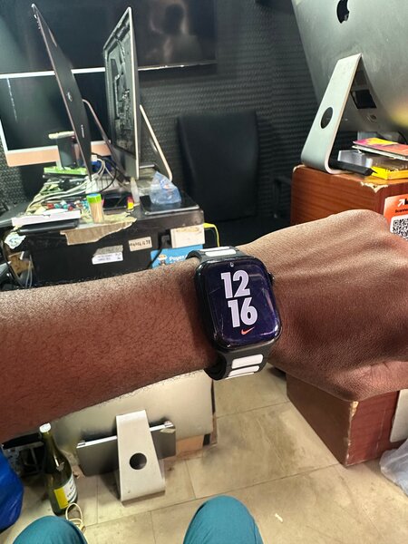 Apple Watch série 7 45mm dispo