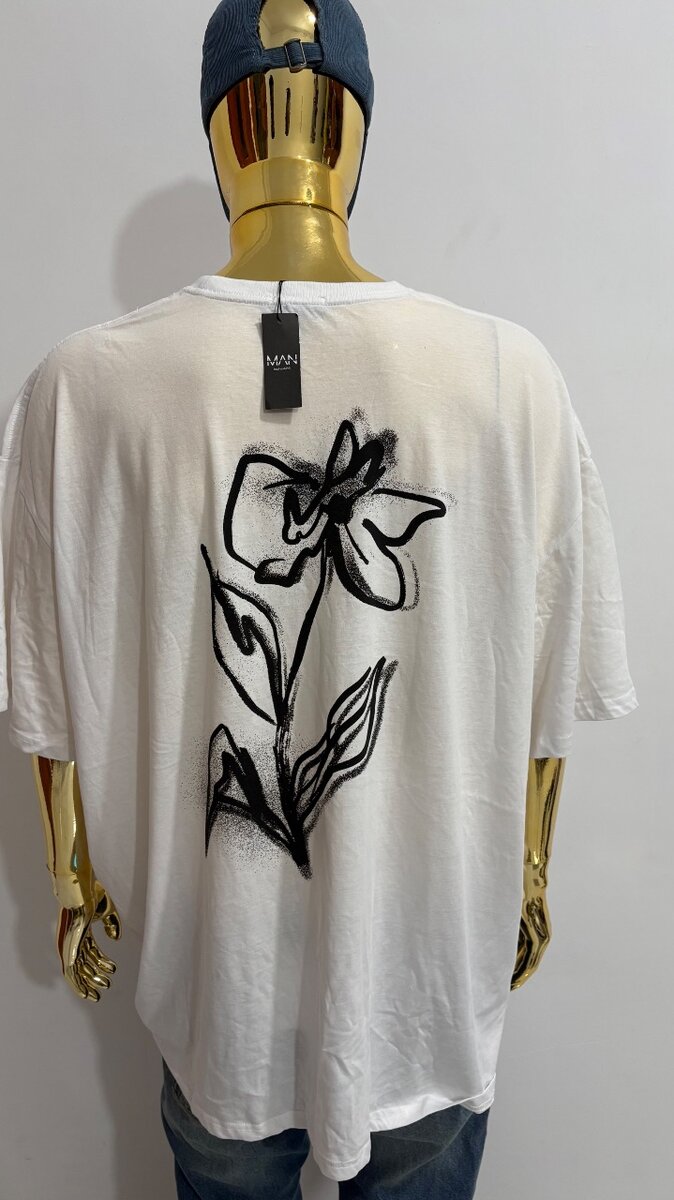 T-shirt blanc avec motif floral