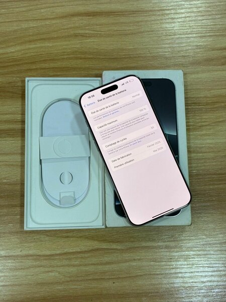 iPhone 15 Pro128Go Blanc