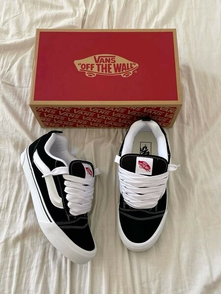 Vans Old Skool Sneakers