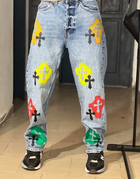 Jean homme avec motifs colorés