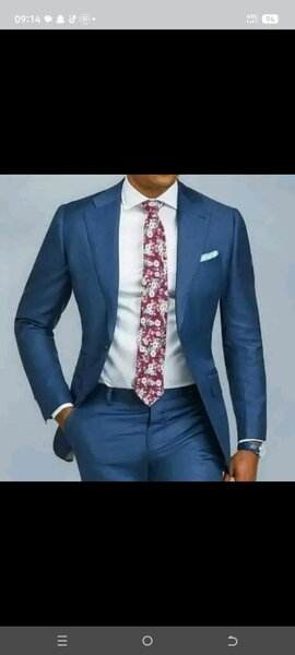 Costume élégant pour homme