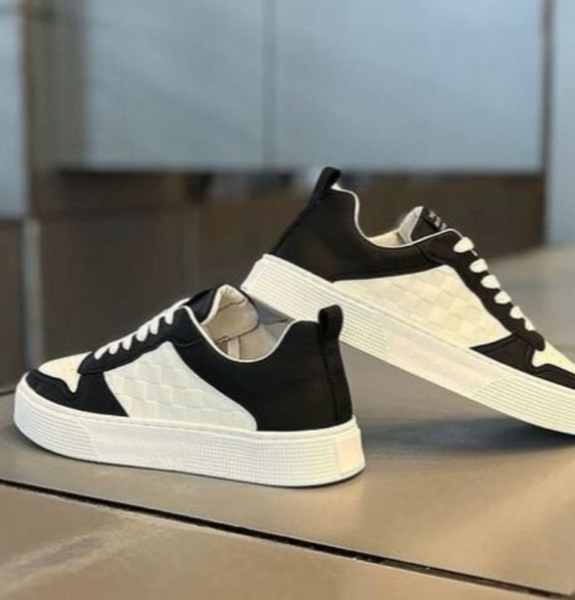 Baskets mode noir et blanc