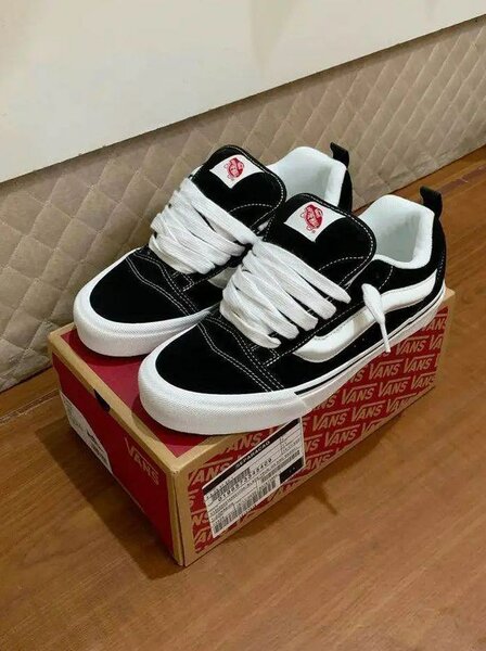 Chaussures Vans noir et blanc pour homme