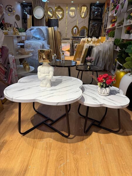 Tables gigognes marbrées