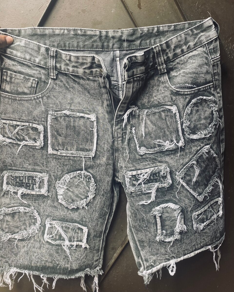 Shorts en jean délavé usé