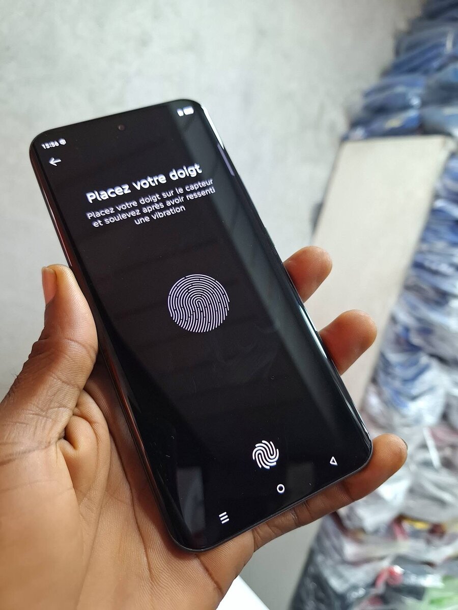 Téléphone portable XOS neuf