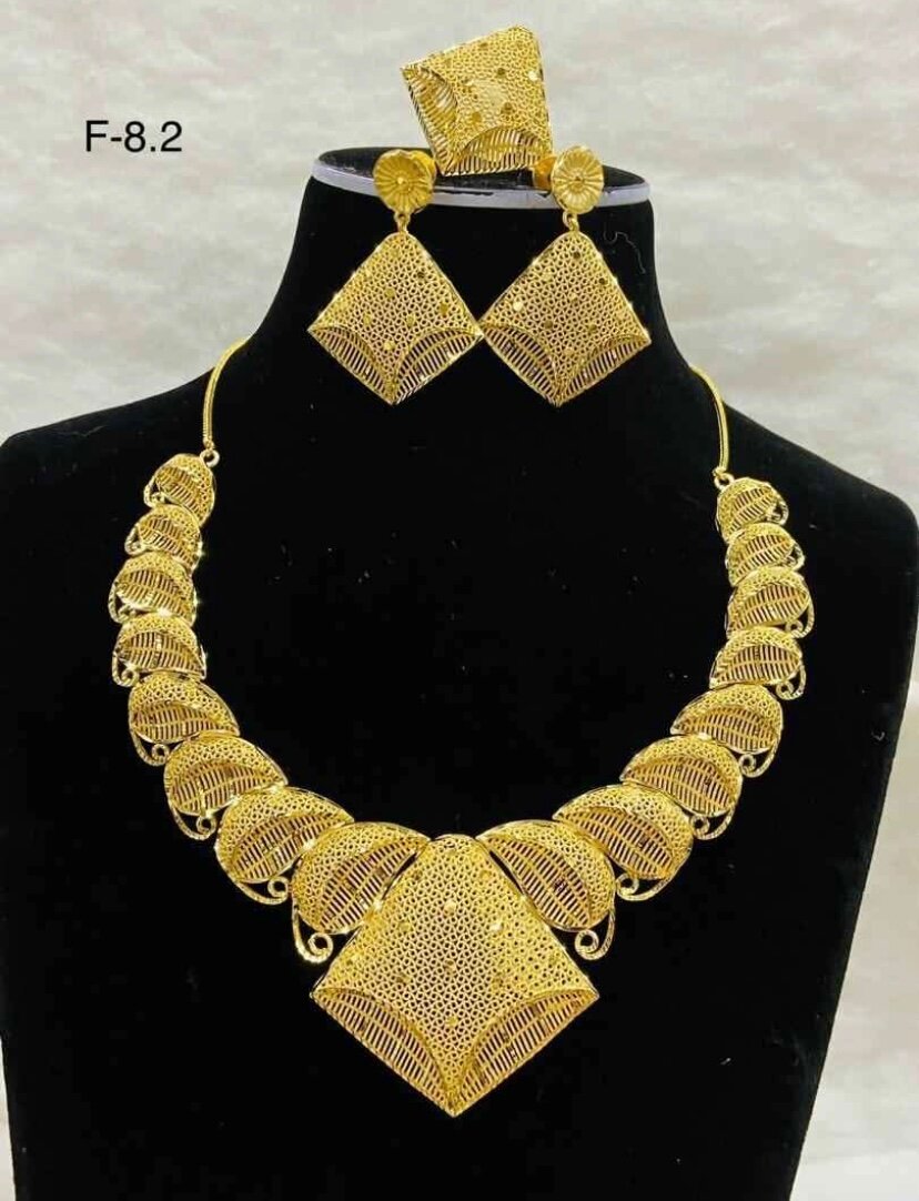 Parure de bijoux en or pour femmes