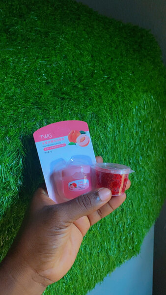 Gommage Lèvres à la Fraise