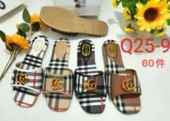 Sandales à carreaux élégantes