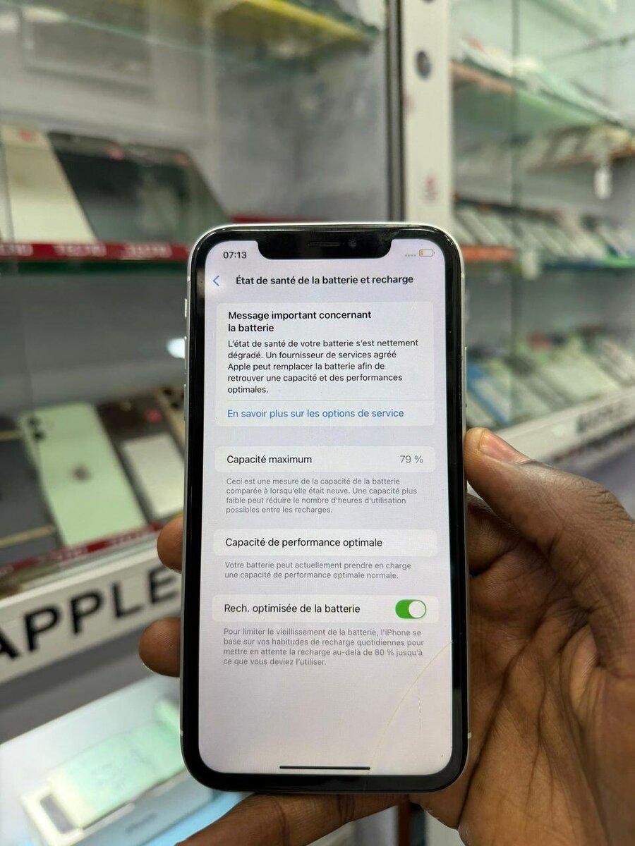 iPhone XR 64go en bon état