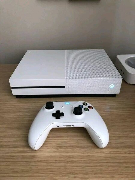Console de Jeu Blanche