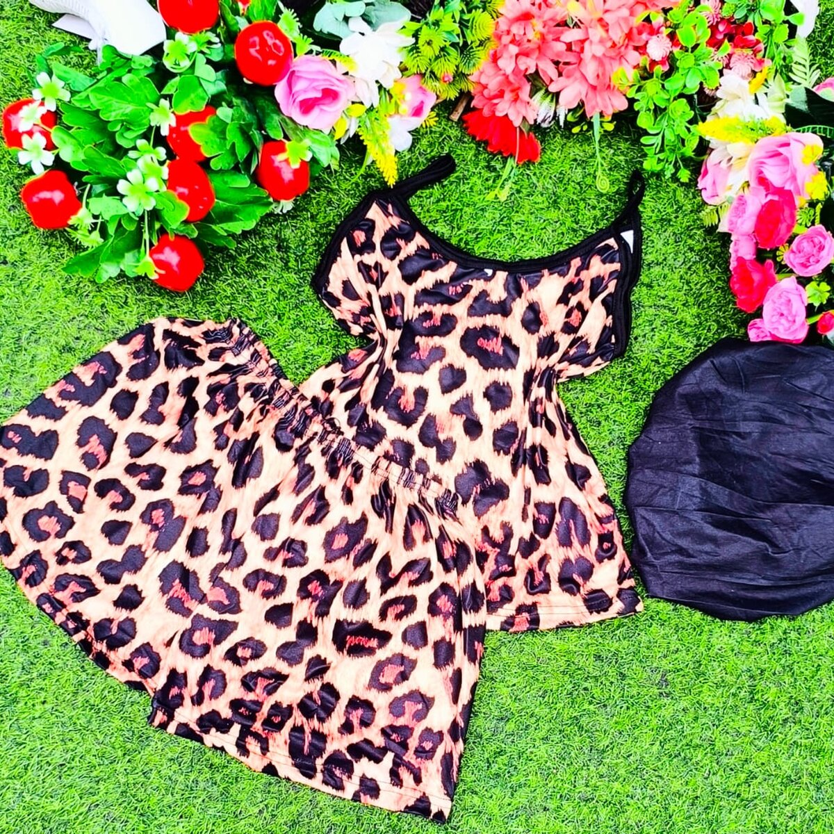 Shiida Deluxe Style - Short