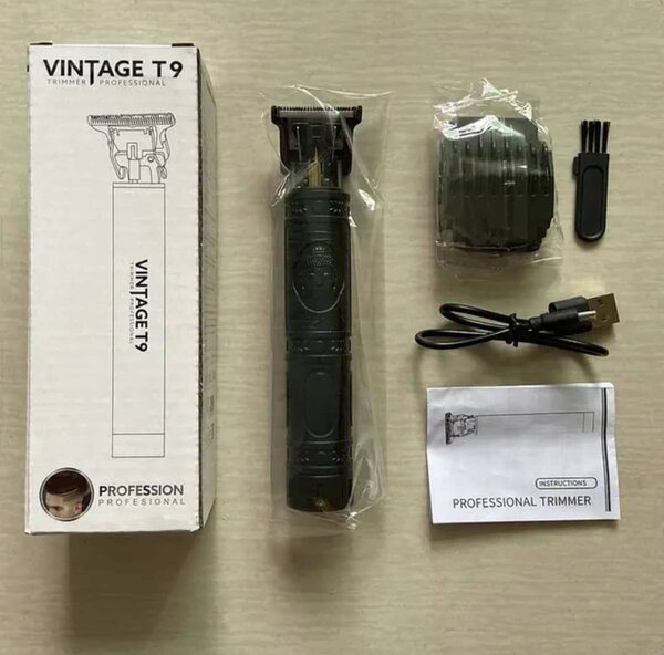 Electric rechargeable cordless trimmer