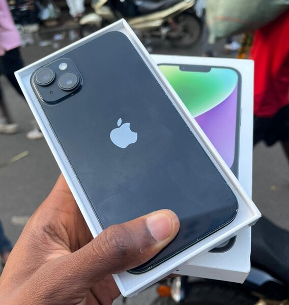 iPhone 14 plus 128 Go