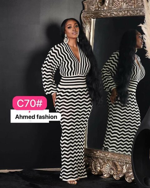 Belle robe noire blanc