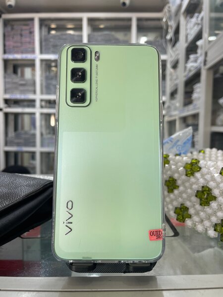 Smartphone Vivo triple caméra