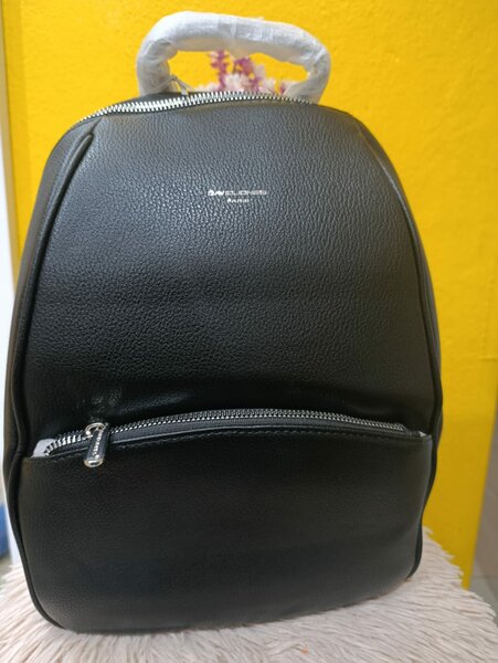 Sac à dos en cuir élégant