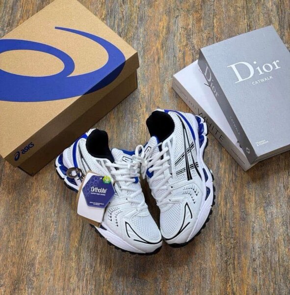 Chaussures de course Asics